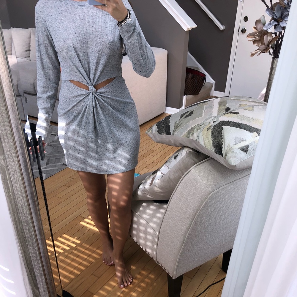 ‼️FINAL OFFER‼️ Boutique front knot dress